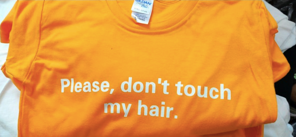 Barn T-shirt – ”Please, don’t touch my hair”, Orange